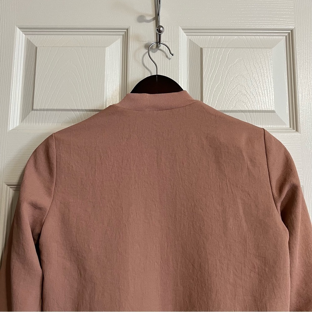 Aritzia Wilfred Poussin Vintage Crepe Bomber Jacket in Rose Pink - Sz XS - Picture 9 of 13